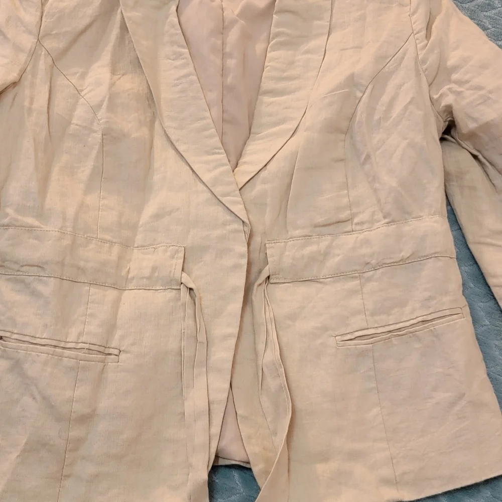 Ladies Jacket - Picture 3 of 11